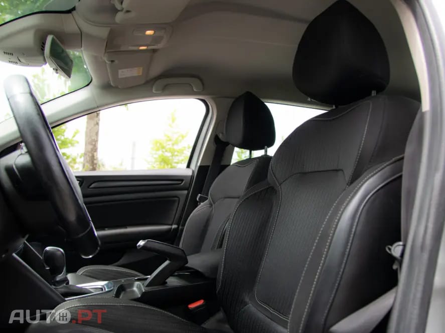 Renault Mégane Sport Tourer BLUE dCi 115 EDC BUSINESS EDITION