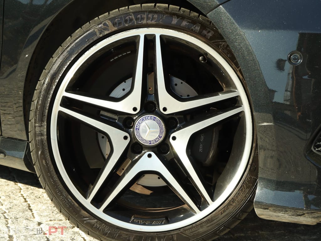 Mercedes-Benz A 200 CDI AMG Line