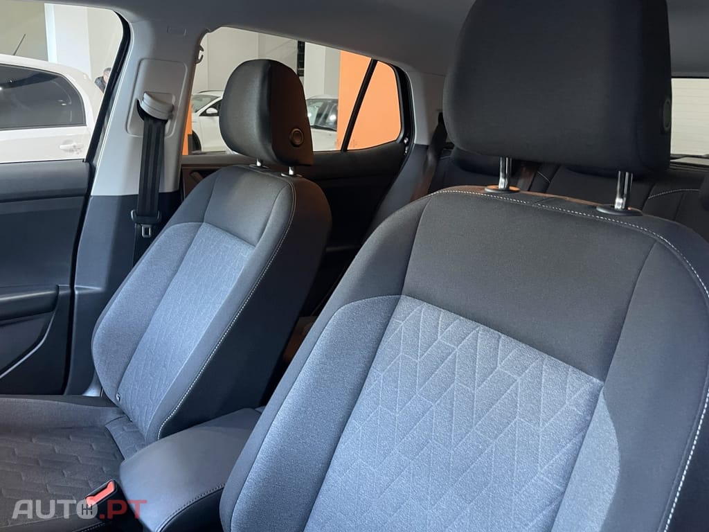Volkswagen T-Cross 1.0 TSI Urban DSG