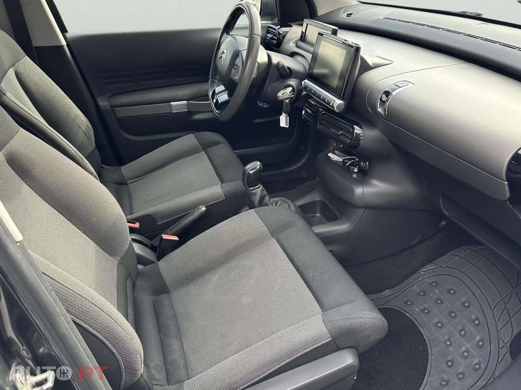 Citroen C4 Cactus 1.6 BlueHDi Shine