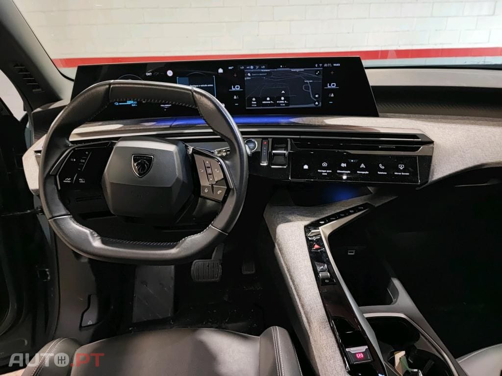 Peugeot E-3008 73 kWh Allure
