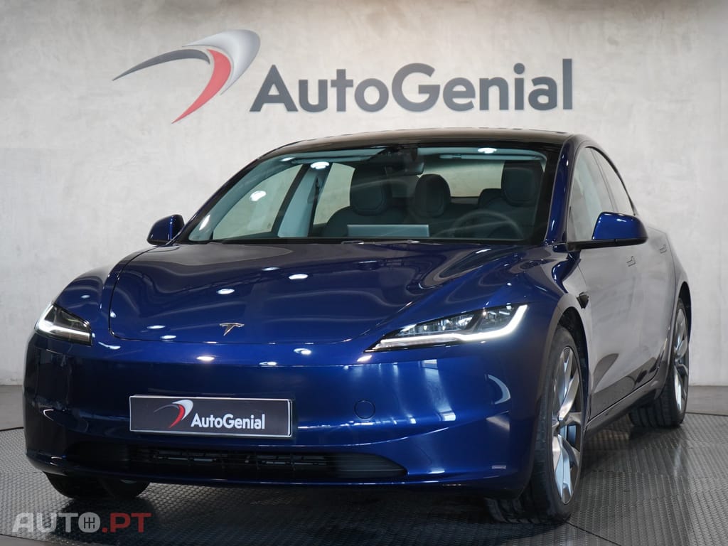 Tesla Model 3 Tração Traseira