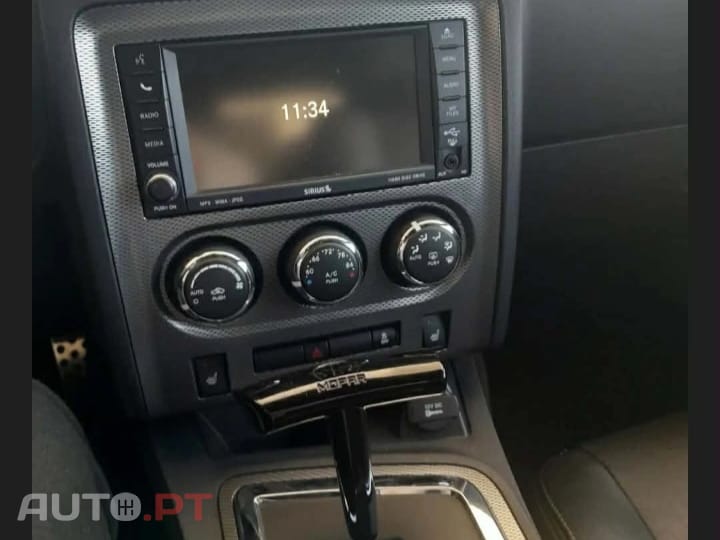 Dodge Challenger H/T5.7V8 HEMI