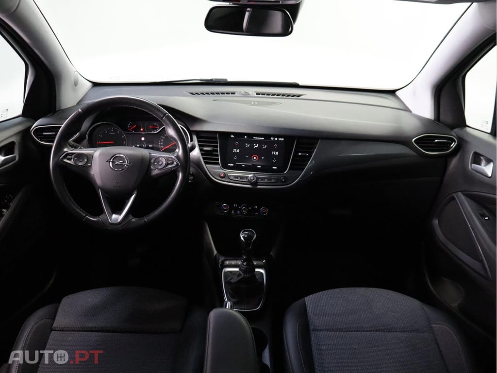 Opel Crossland 1.2 Business Edition