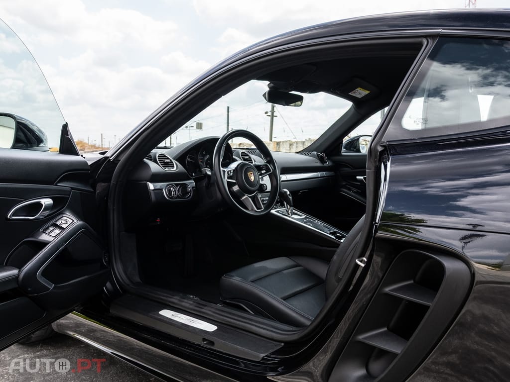 Porsche 718 2.0 T PDK