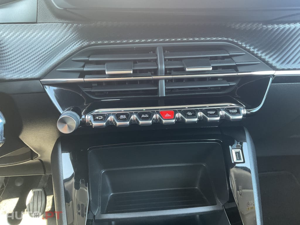 Peugeot 2008 1.5 BlueHDi Active