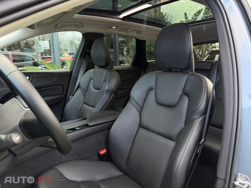 Volvo XC60 2.0 T6 PHEV Inscription Expression AWD