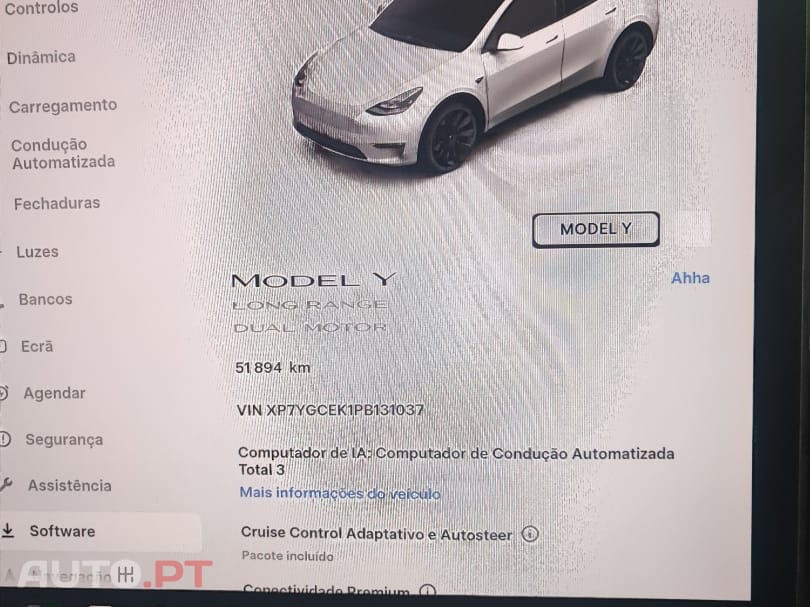 Tesla Model Y Long Range Dual Motor AWD — fotografia 9