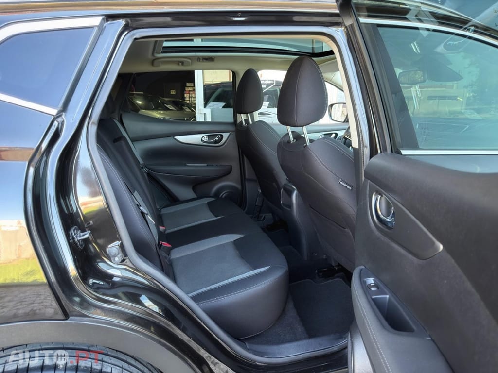 Nissan Qashqai 1.3 DIG-T Tekna Premium DCT