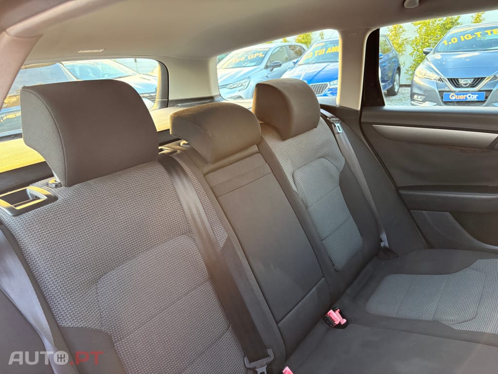 Volkswagen Passat Variant 1.6 TDI Confortline BlueMotion