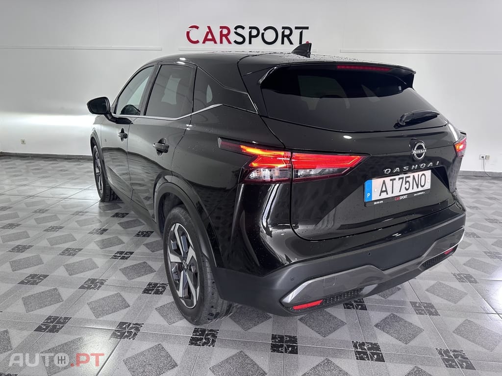 Nissan Qashqai 1.3 DIG-T N-Connecta LED Xtronic