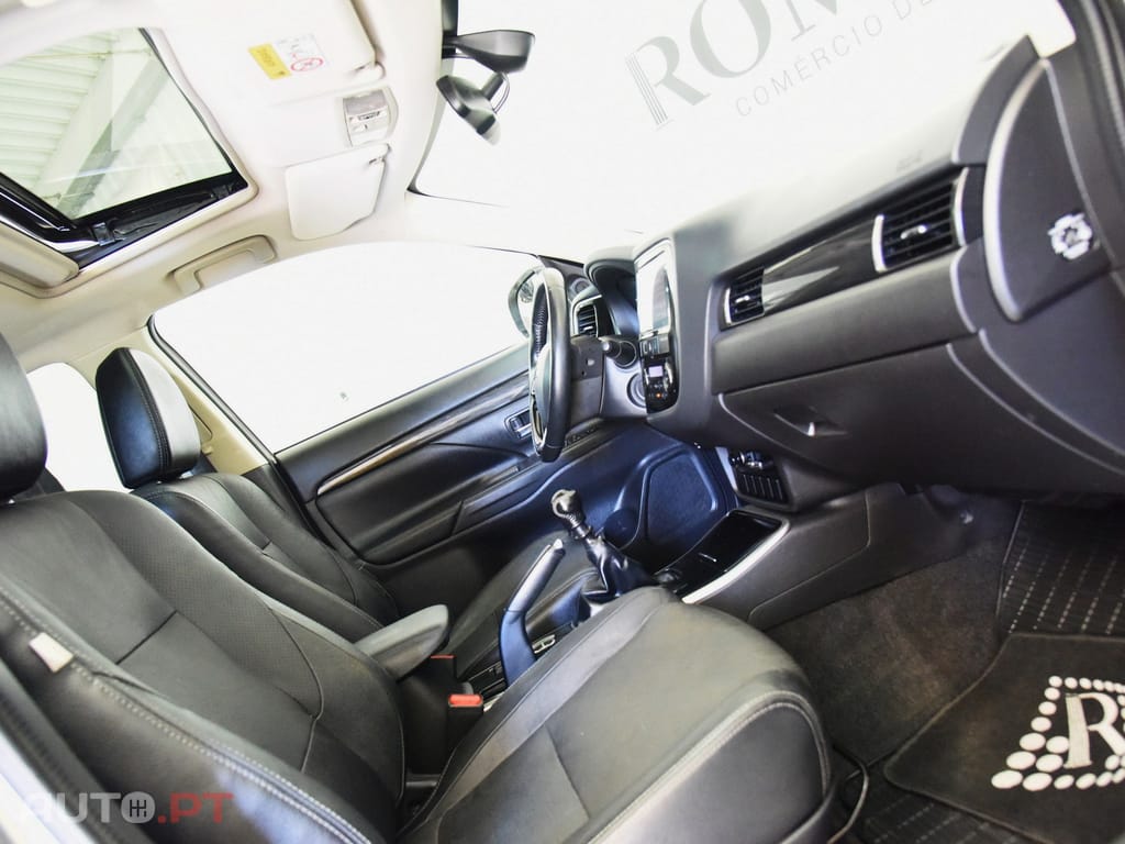 Mitsubishi Outlander 2.2 DI-D Intense