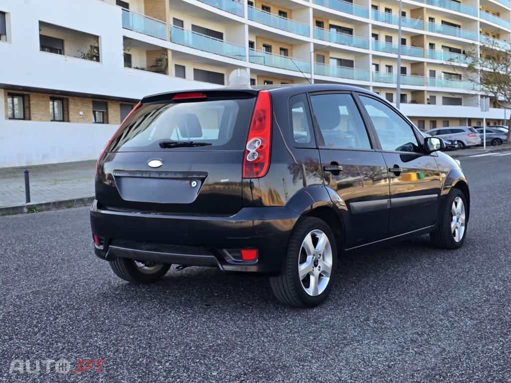 Ford Fiesta Ghia Tdci