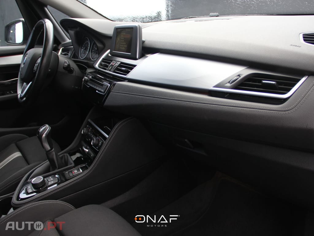 BMW 216 Active Tourer d Line Sport