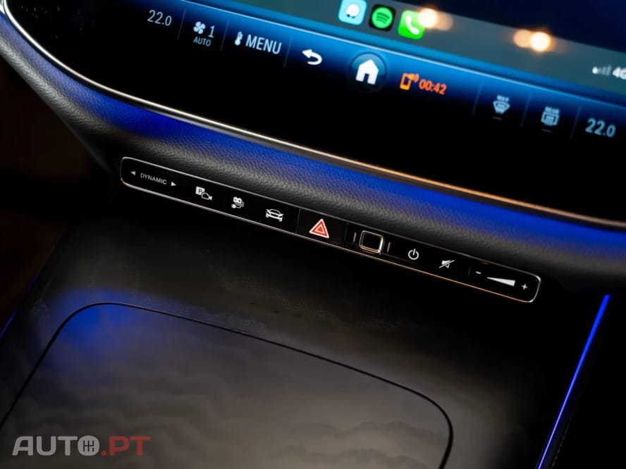 Mercedes-Benz E 300 9G-TRONIC AMG Line