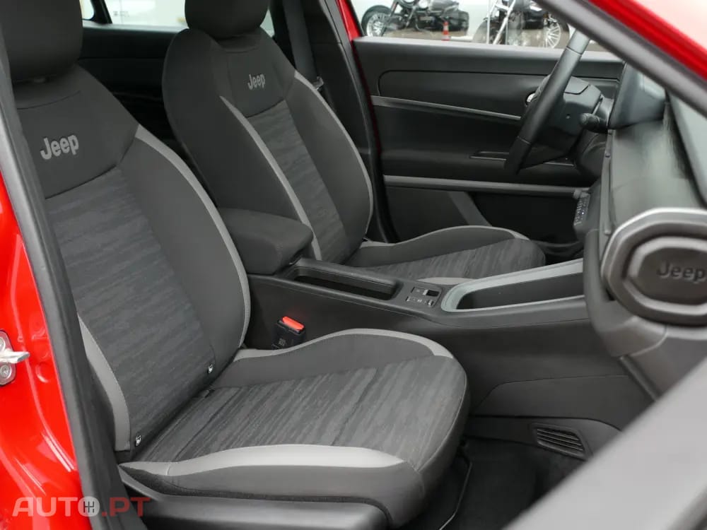 Jeep Avenger 54 kWh Altitude