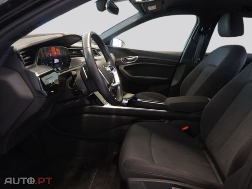 Audi E-Tron I.V.A DEDUTÍVEL 55 Quattro
