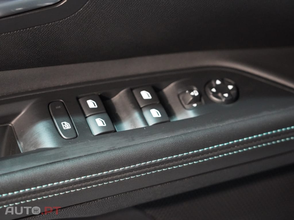 Peugeot 5008 1.2 PureTech Allure Pack