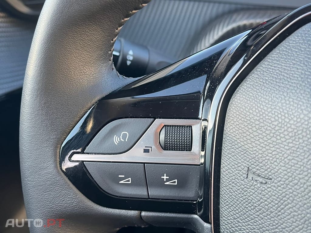Peugeot 208 1.2 PureTech Allure