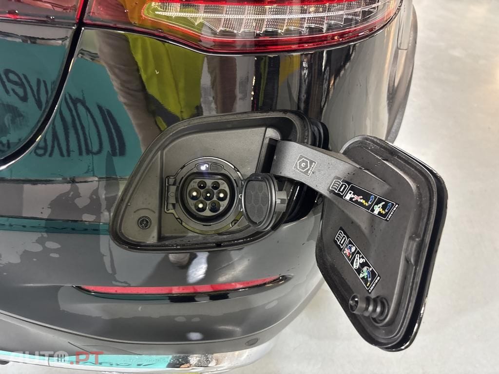 Mercedes-Benz GLC 300 e Coupé 4Matic