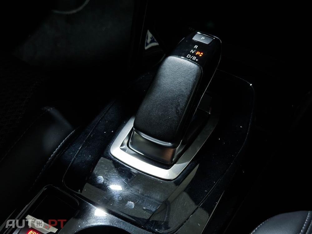 Peugeot E-2008 50 kWh GT