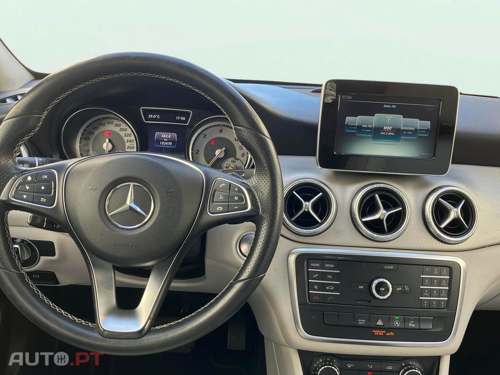 Mercedes-Benz CLA 220 d Shooting Brake Urban Aut.