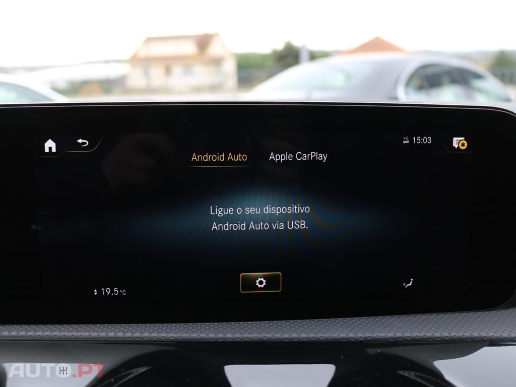 Mercedes-Benz A 250 e AMG Line