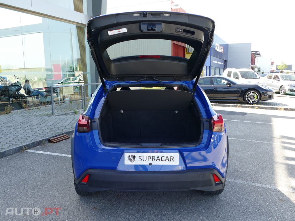 Lexus UX Luxury+TAE+JLL18