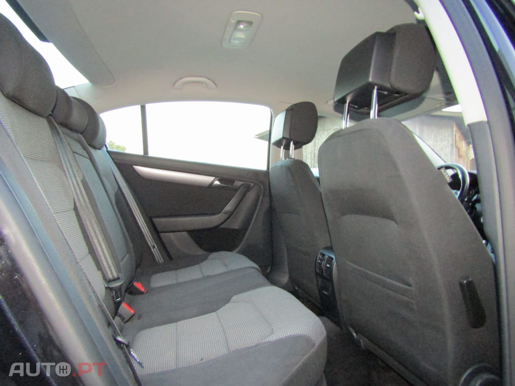 Volkswagen Passat 2.0 TDi Ed. Tr.Pack BlueMotion