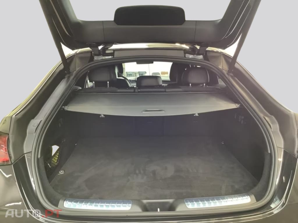 Mercedes-Benz GLC 300 de 4M Coupé AMG