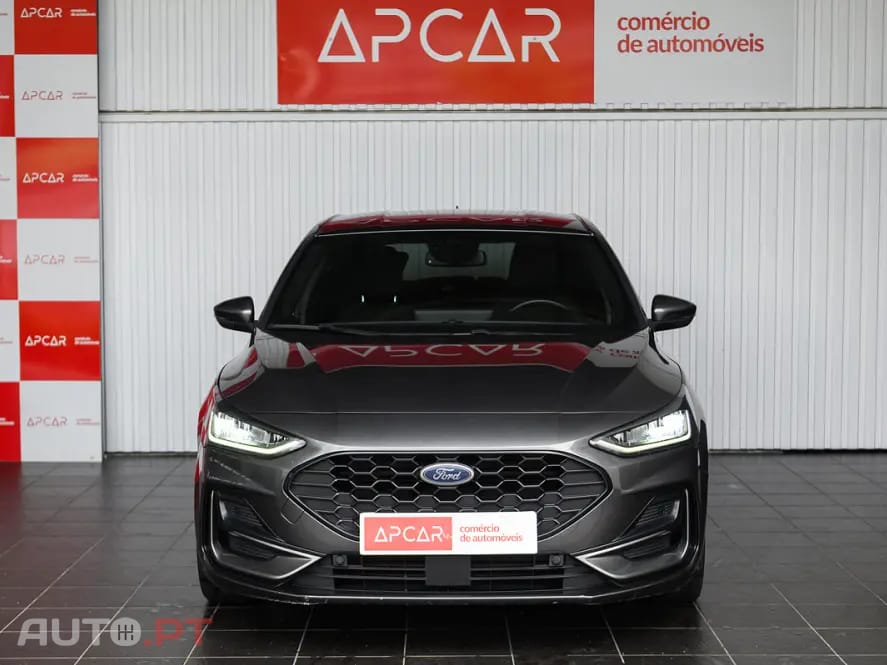 Ford Focus 1.0 EcoBoost MHEV ST-Line