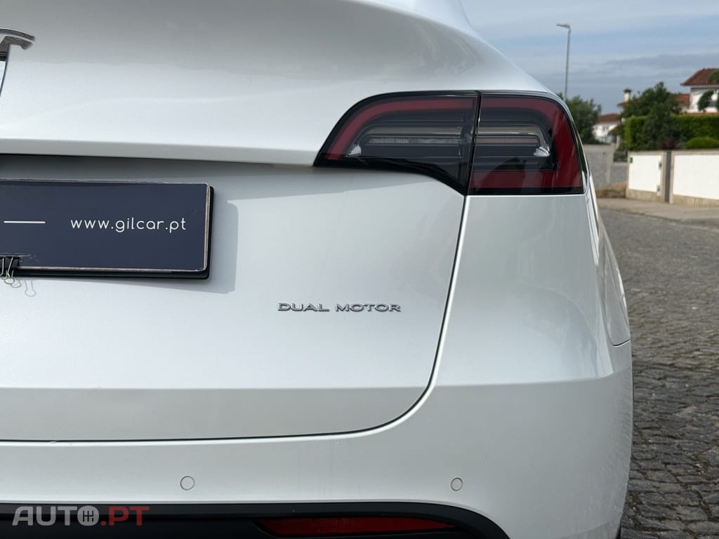 Tesla Model Y Long Range Tração Integral