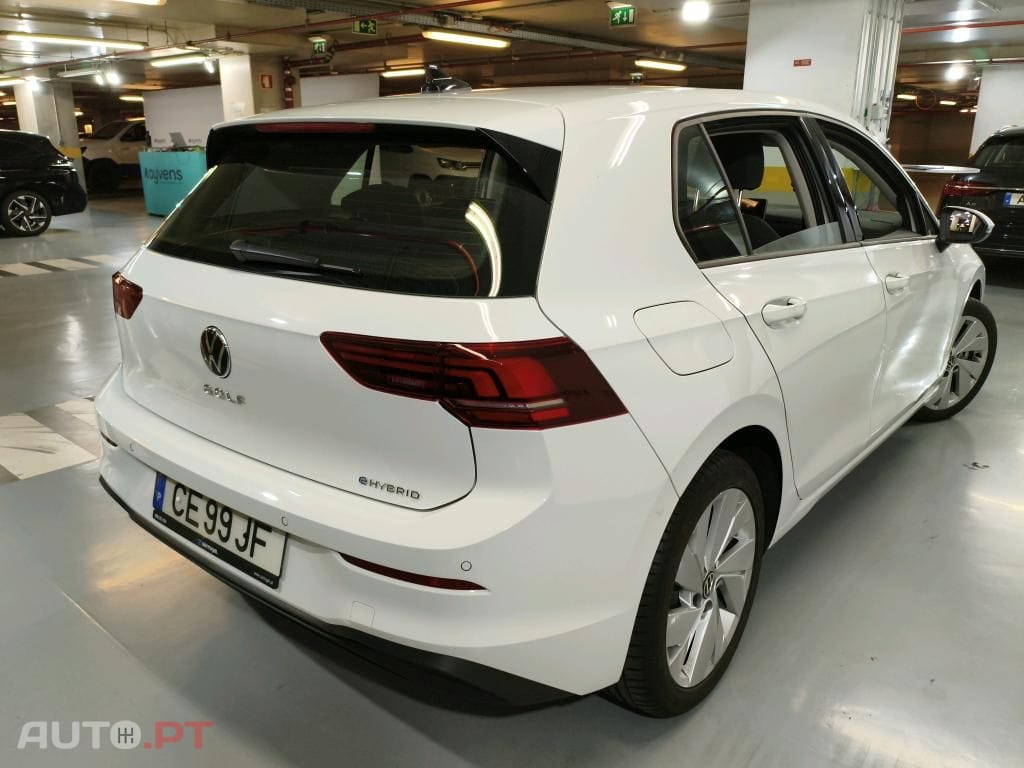 Volkswagen Golf 1.5 TSI e-Hybrid Life DSG