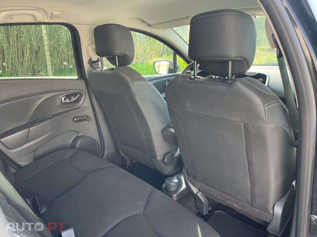 Renault Clio Sport Tourer 1.5 dCi Dynamique S EDC