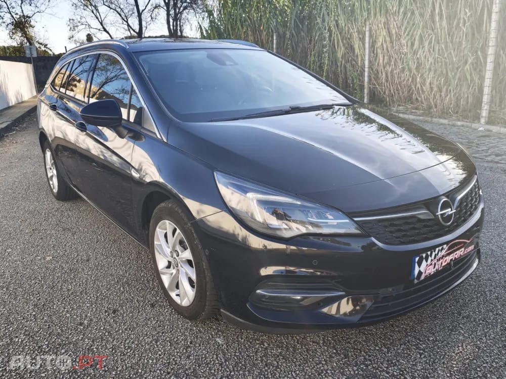 Opel Astra Sports Tourer 1.5 D S&S Auto Business Elegance