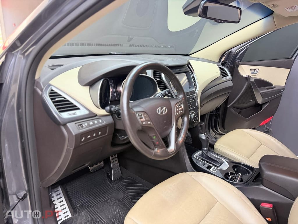 Hyundai Santa Fe 2.2 CRDi Premium 4WD Aut.