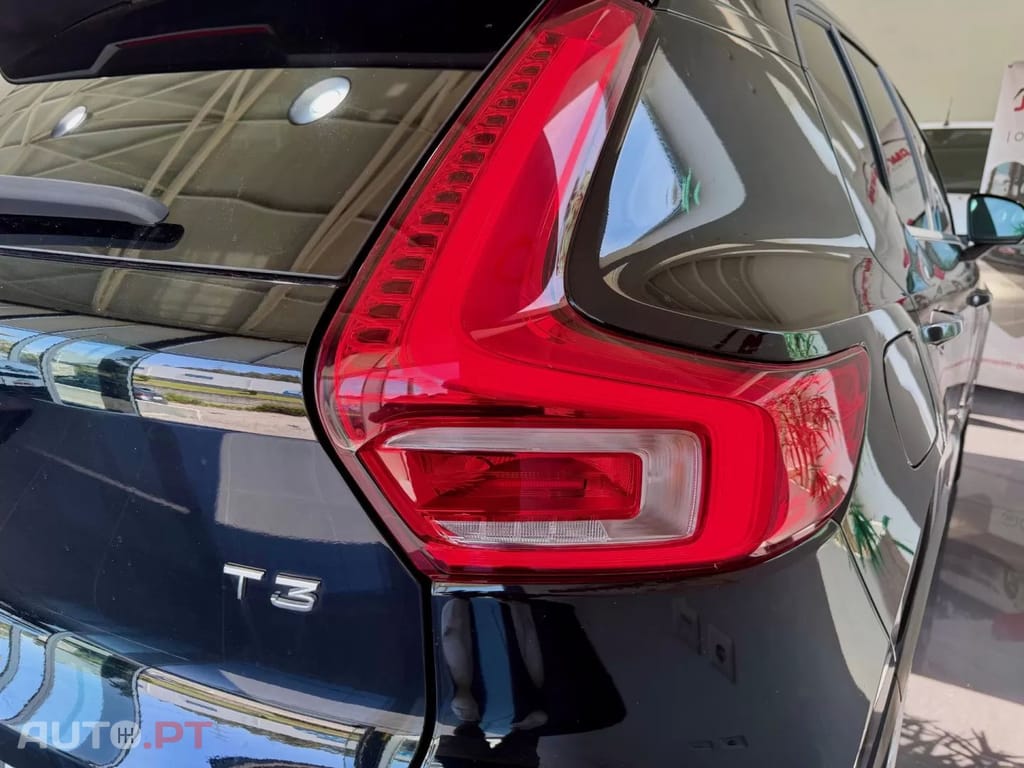 Volvo XC40 1.5 T3 Momentum Plus