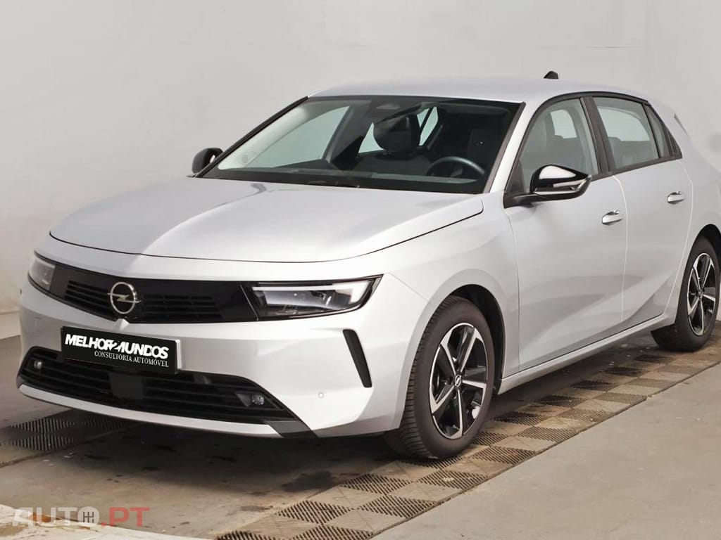 Opel Astra 1.2 T Edition Aut.