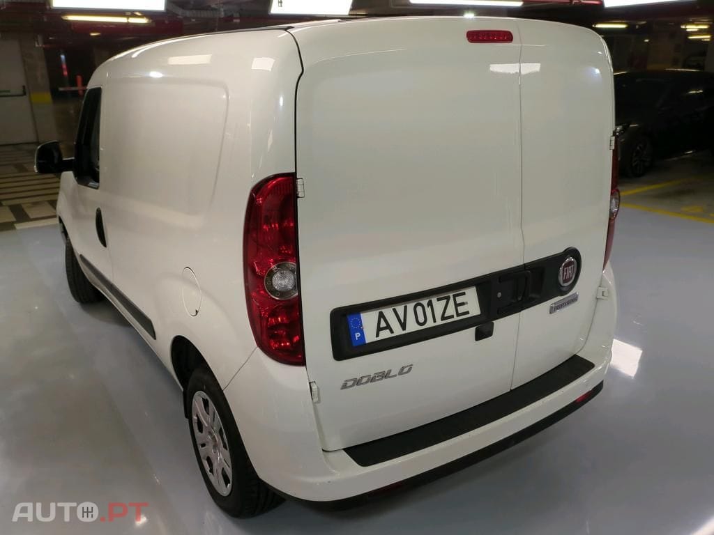 Fiat Doblo Cargo 1.6 MJ SX 3L