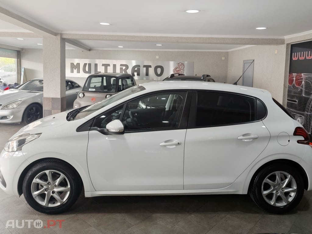 Peugeot 208 1.2 VTi Active
