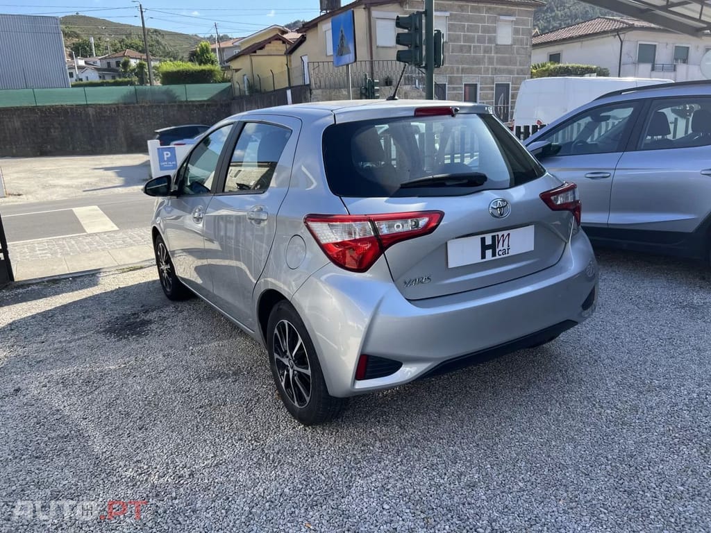 Toyota Yaris 1.0 VVT-i Exclusive