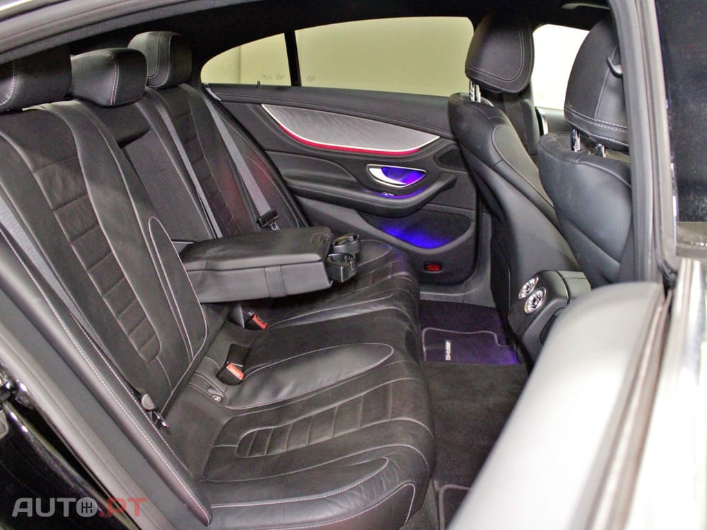 Mercedes-Benz CLS 220 d AMG Line