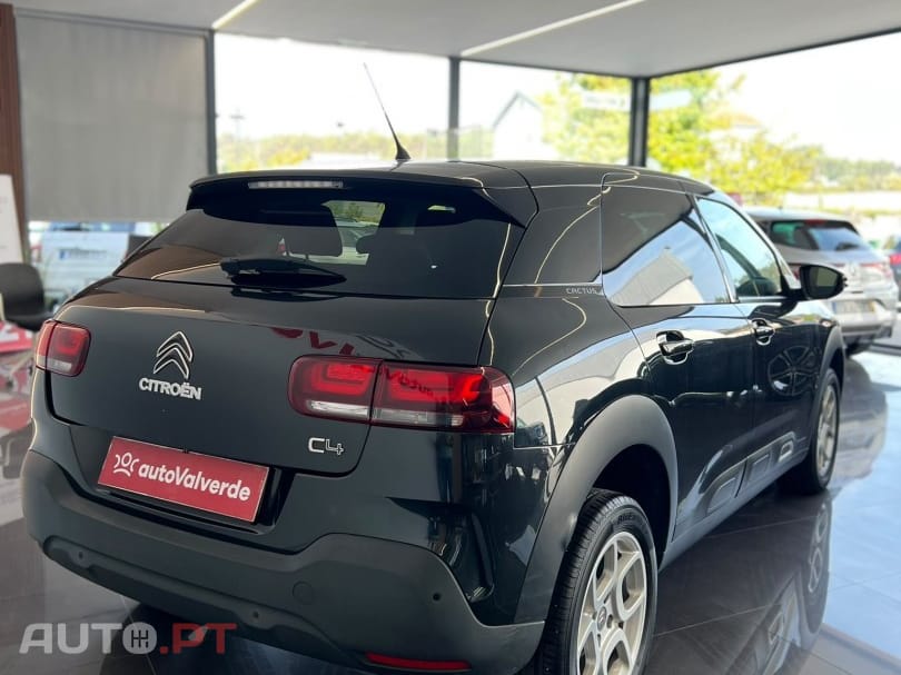 Citroen C4 Cactus 1.2 PureTech Shine