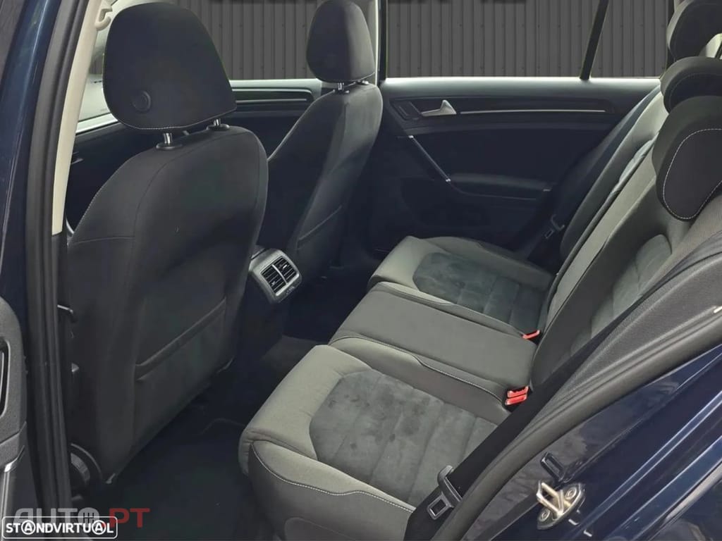 Volkswagen Golf Variant 1.6 TDi Highline DSG