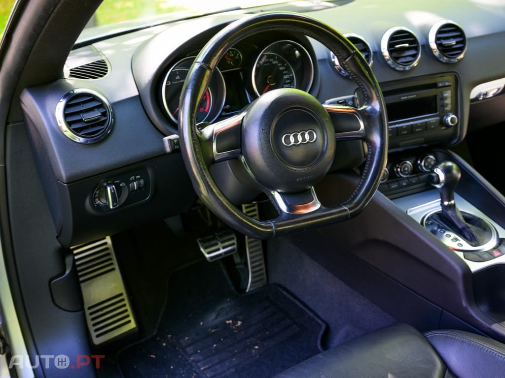 Audi TT 2.0 TFSi S-line S tronic
