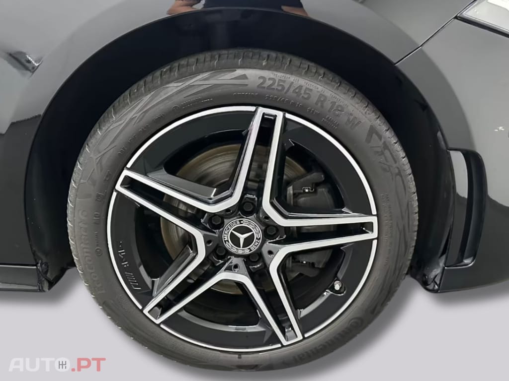Mercedes-Benz A 250 I.V.A DEDUTIVEL e AMG