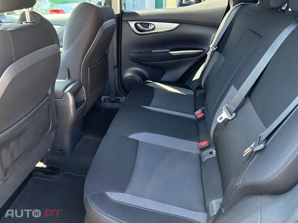 Nissan Qashqai 1.5 dCi Tekna J19