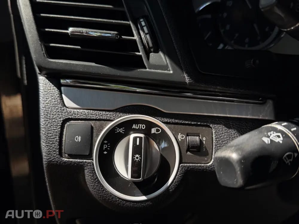 Mercedes-Benz E 220 (BlueTEC) d 9G-TRONIC