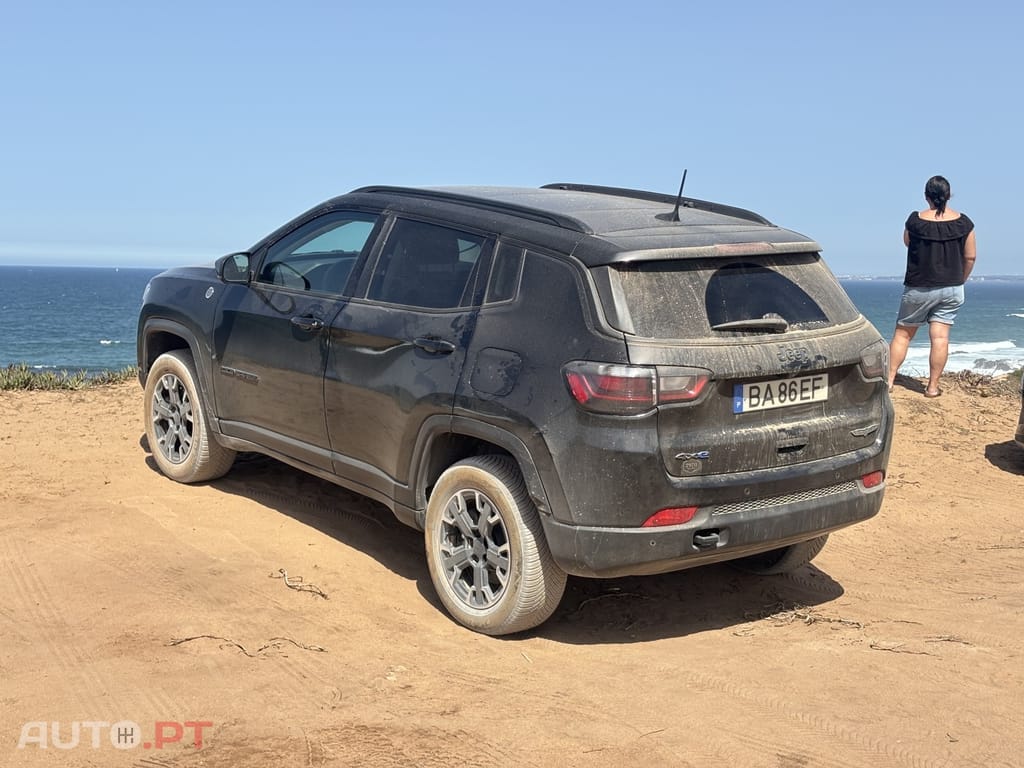 Jeep Compass 1.3 TG Trailhawk