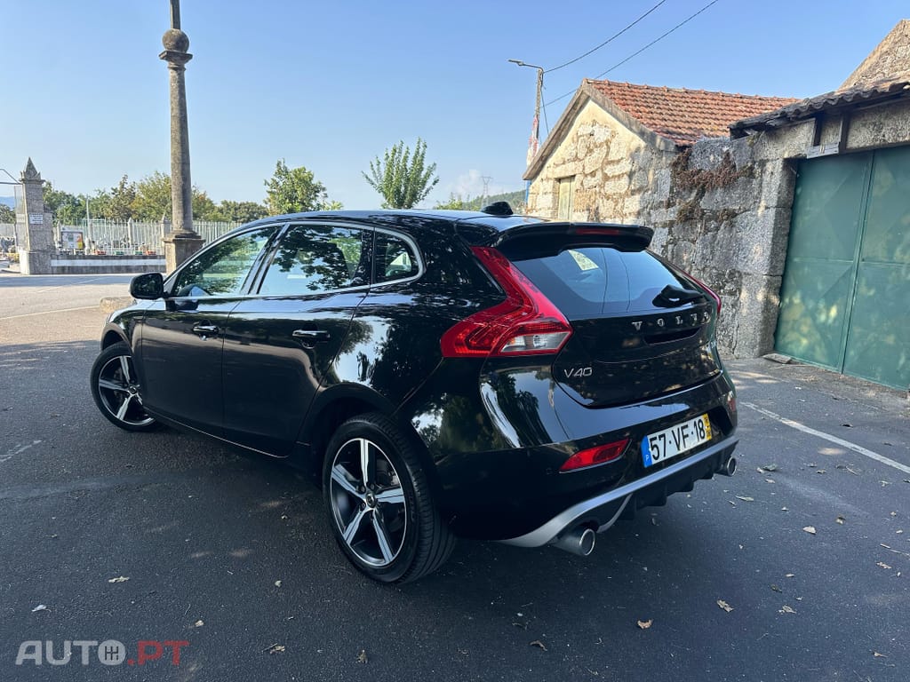 Volvo V40 1.5 T3 Sport Edition R Geartronic